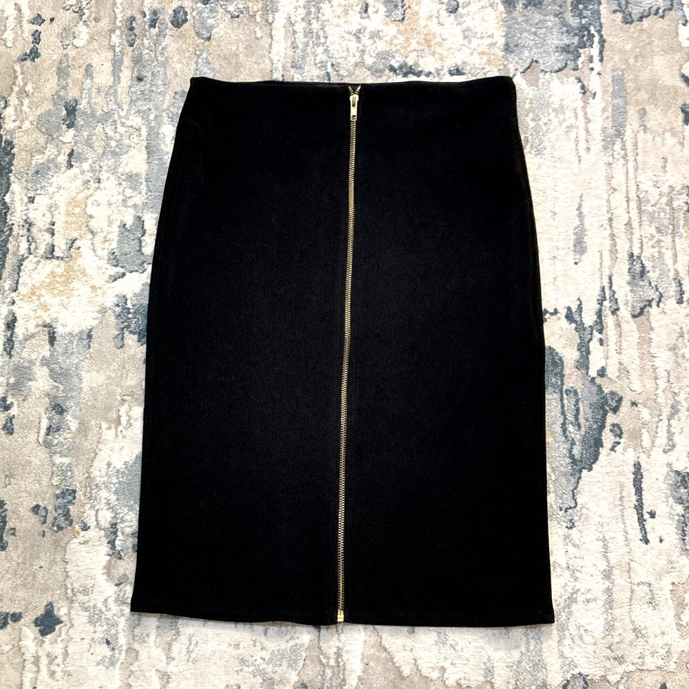 A04 Forever 21 Black Pencil Skirt Gold Zipper Straight Knit Contemporary Large